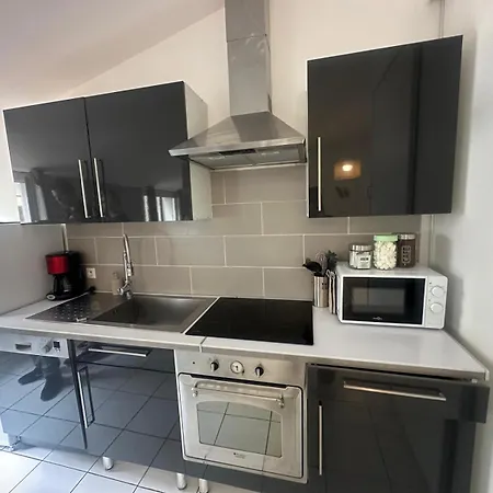 Cosy 45 M2 En Coeur De Ville, Proche Gare * Ναρμπόν